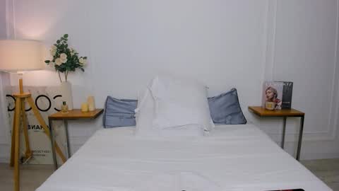 Olivia online show from January 15, 5:01 am