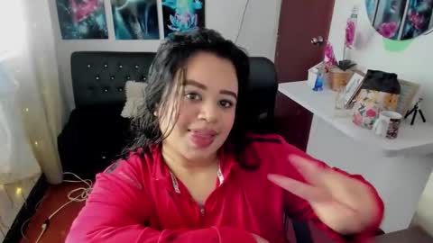 oliviia_cute online show from November 11, 5:57 pm