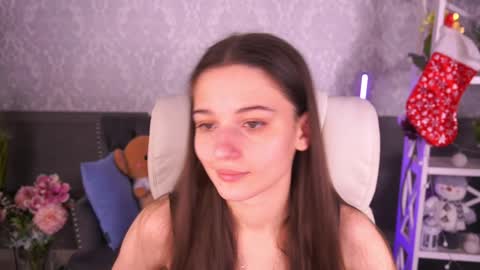 Snapshot of olivkablush chatting on December 30, 10:10 am Olivia online show from December 30, 10:10 am