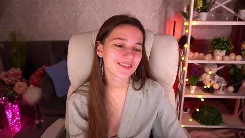 Snapshot of olivkablush chatting on January 9, 9:48 am Olivia online show from January 9, 9:48 am