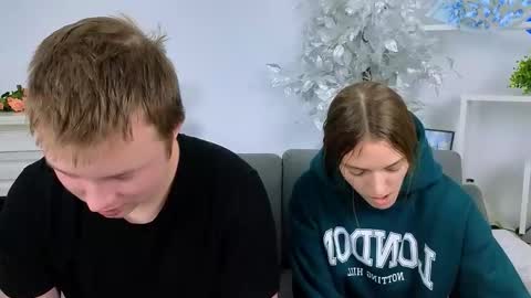 Olli and Stiw online show from November 30, 8:07 am