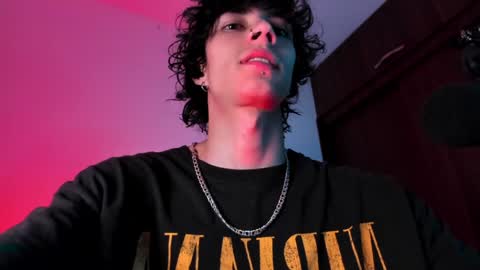     online show from January 14, 3:22 am