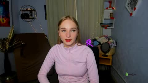 Ollivia online show from April 27, 12:25 pm