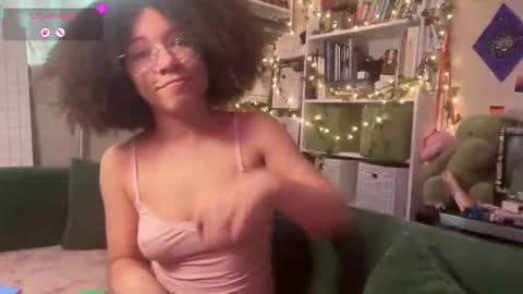 olly online show from March 16, 7:40 pm