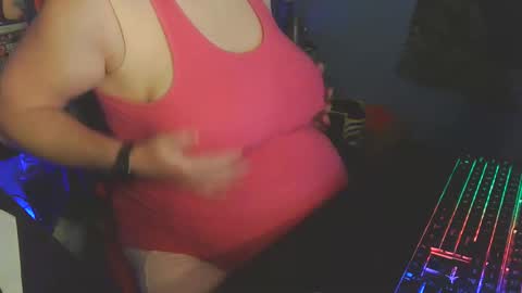 Snapshot of olorlando321 chatting on February 16, 11:34 pm Dani Pregna online show from February 16, 11:34 pm