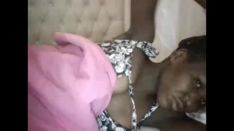 olwami4 online show from January 7, 5:43 am