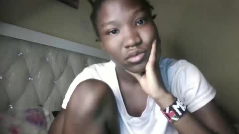 Snapshot of olwami4 chatting on June 3, 1:30 am olwami4 online show from June 3, 1:30 am