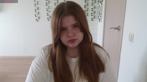  MellY  online show from July 22, 8:50 am