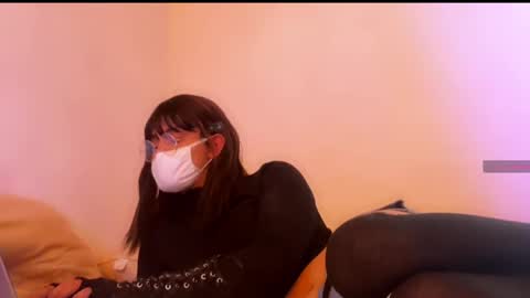 Snapshot of omgyesgurl chatting on September 21, 10:11 pm amy 3 online show from September 21, 10:11 pm