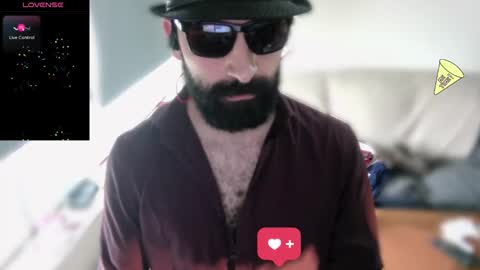 ona nisme online show from October 18, 10:16 am