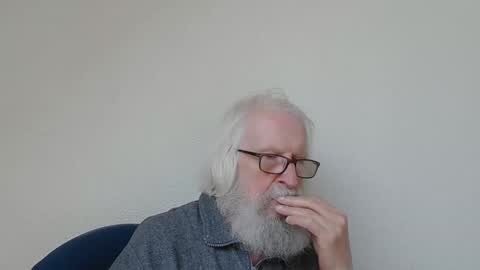 Somewhere over the rainbow online show from November 19, 7:52 am