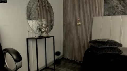     ... online show from October 17, 7:27 pm