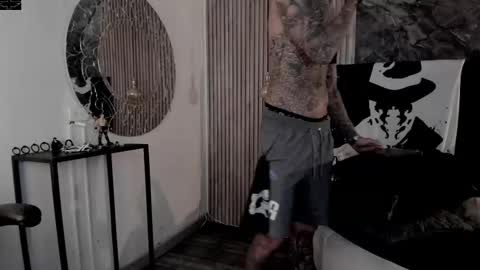     ... online show from November 21, 3:38 am