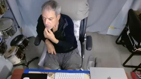 ondoko1234 online show from October 19, 8:20 pm