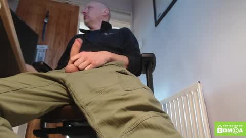 one balled wonder online show from March 25, 8:53 am