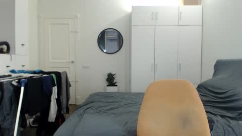 onebestlover online show from November 30, 10:08 am