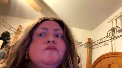 oneeightykaty online show from November 6, 3:51 am