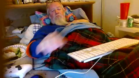 Snapshot of onemattu chatting on November 19, 5:40 am Mattu online show from November 19, 5:40 am