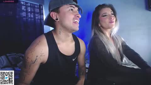 Snapshot of onemore_cum chatting on September 25, 9:29 pm YIN MIGUEL online show from September 25, 9:29 pm