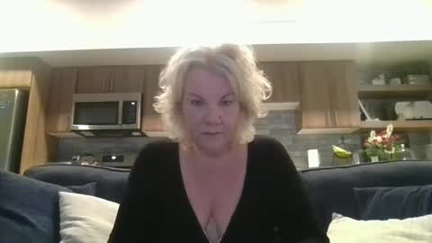 couple mature milf bigboobs curvy mommydaddy online show from December 12, 8:10 pm