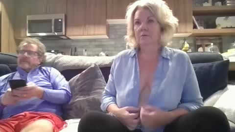 couple mature milf bigboobs curvy mommydaddy online show from December 24, 5:05 am