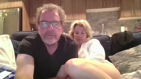 couple mature milf bigboobs curvy mommydaddy online show from January 16, 4:17 am