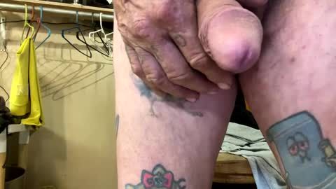 onesmallweenie online show from February 21, 3:56 am