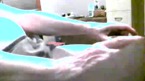 Snapshot of oneyedjackin chatting on October 28, 12:47 am oneyedjackin online show from October 28, 12:47 am