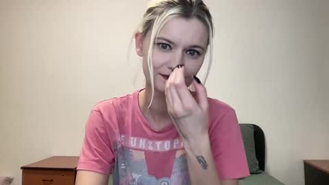 Snapshot of onika_cox chatting on September 27, 11:43 pm Onika online show from September 27, 11:43 pm