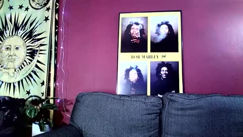 Only1JTreasure online show from February 4, 10:32 am