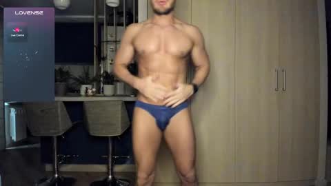 Alex S online show from November 18, 9:03 am