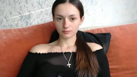 Amalia online show from October 2, 2:02 pm