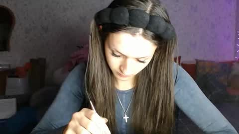 Amalia online show from December 17, 6:58 pm