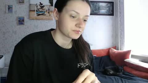 Amalia online show from March 30, 7:53 am