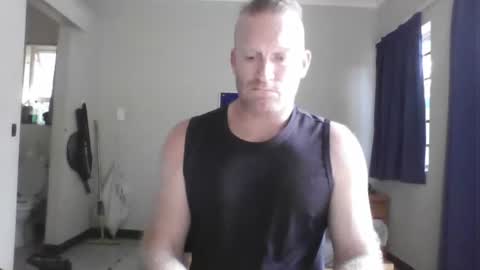 For me to know online show from November 11, 4:12 am