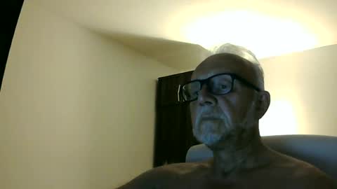 Snapshot of onlyfunwithyou chatting on July 19, 10:57 pm Onlyfunwithyou online show from July 19, 10:57 pm