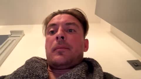 onlyloveyoutwice2016 online show from April 8, 11:59 pm