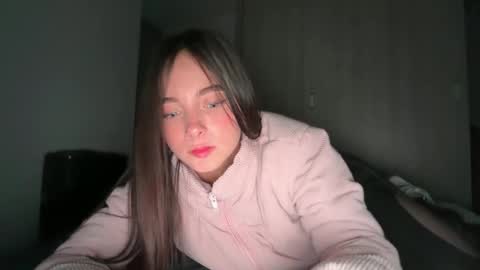 Snapshot of onlysophia chatting on May 18, 3:35 am Sophia online show from May 18, 3:35 am