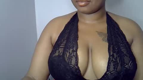 Snapshot of onlyyhazelbrown chatting on November 11, 12:49 pm Patience online show from November 11, 12:49 pm
