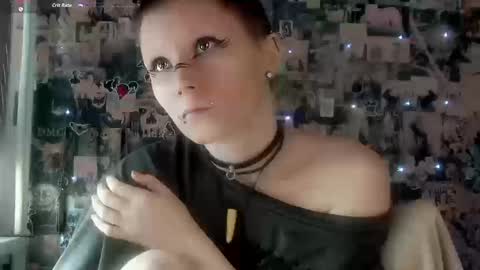 Snapshot of onyx_odyssey chatting on September 23, 12:35 am Onyx online show from September 23, 12:35 am
