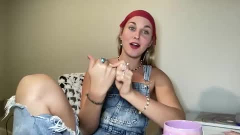 Snapshot of onyx_unleashed chatting on December 14, 12:27 am onyx_unleashed online show from December 14, 12:27 am