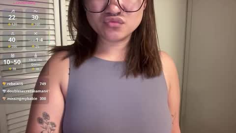 Miss Girly online show from November 11, 8:58 am