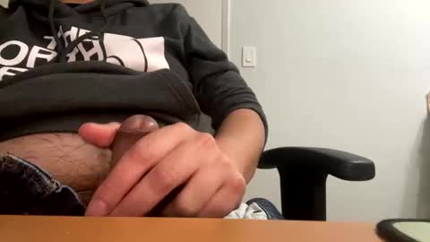 ooiskyfalloo online show from December 21, 3:02 am