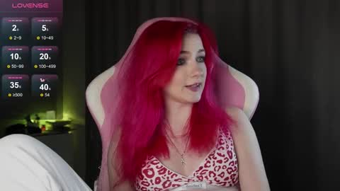 Hannah online show from November 5, 1:33 pm