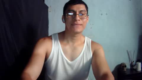 Snapshot of oomaurooo chatting on June 9, 8:31 pm oomaurooo online show from June 9, 8:31 pm