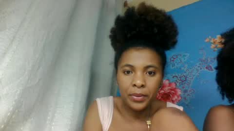 Snapshot of ooooranorosoa chatting on June 25, 6:34 pm ooooranorosoa online show from June 25, 6:34 pm