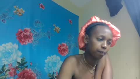 Snapshot of ooooranorosoa chatting on July 17, 7:04 am ooooranorosoa online show from July 17, 7:04 am