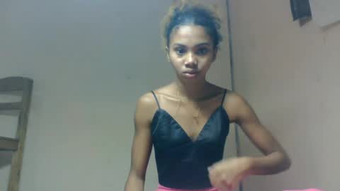 oooosoavizara online show from July 1, 4:47 am