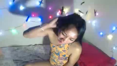 Yummy-Poccahontas online show from February 5, 6:48 pm