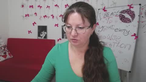 Vanessa online show from March 9, 6:06 am